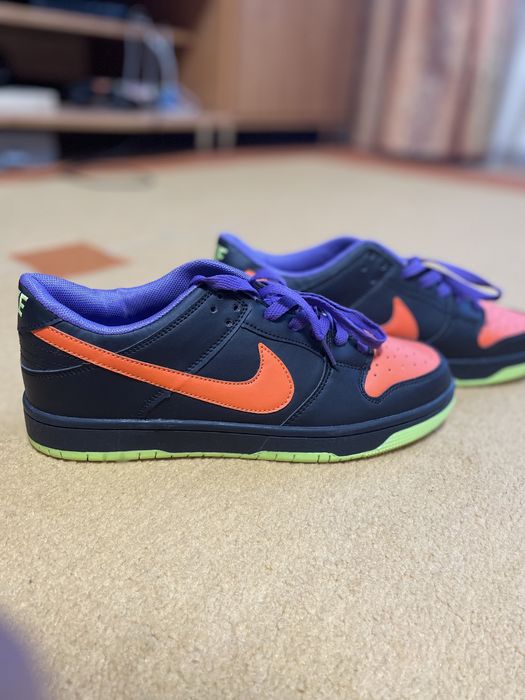 Продам кроссовки размер 43