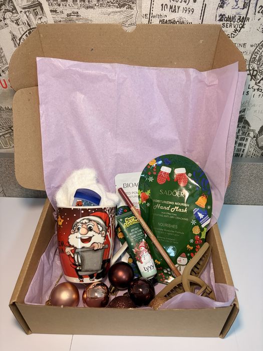 Подарочный бокс (новогодний)