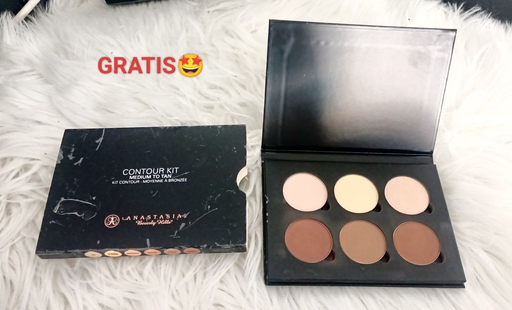 Anastasia Beverly Hills Moonchild Glow Kit - Paleta iluminatoare 3 bucati