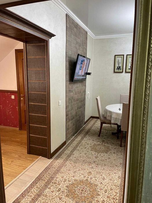 Продам 6 комнатный Дом Аян империя