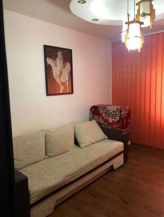 Garsonieră de închiriat în spate la AFI