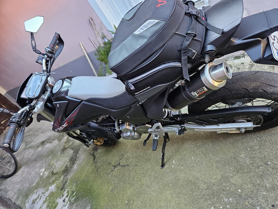 Vând Honda fmx650
