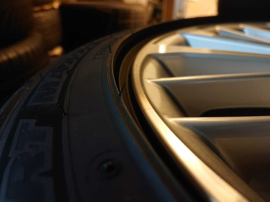 Anvelope vara DUNLOP SportMaxx Continental  235/45 R18 235 45 18