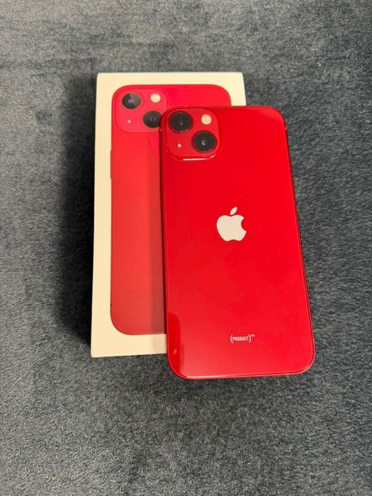 Vand Sau Schimb IPhone 13 Red Product 128Gb Neverlocked
