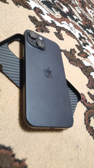 iPhone 15 в идеальном состоянии