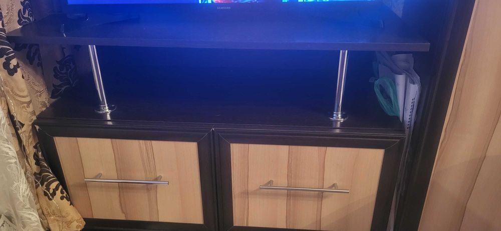 Тумба под телевизор