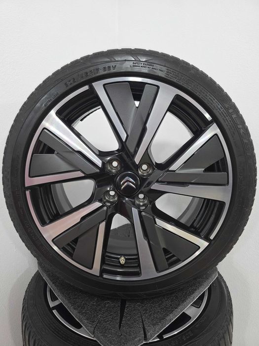 18×8.5J  5H-114.3 Jante 17 OEM Citroen C3 C4 DS3 DS4 DS5 4x108 7j et32 205 45 17