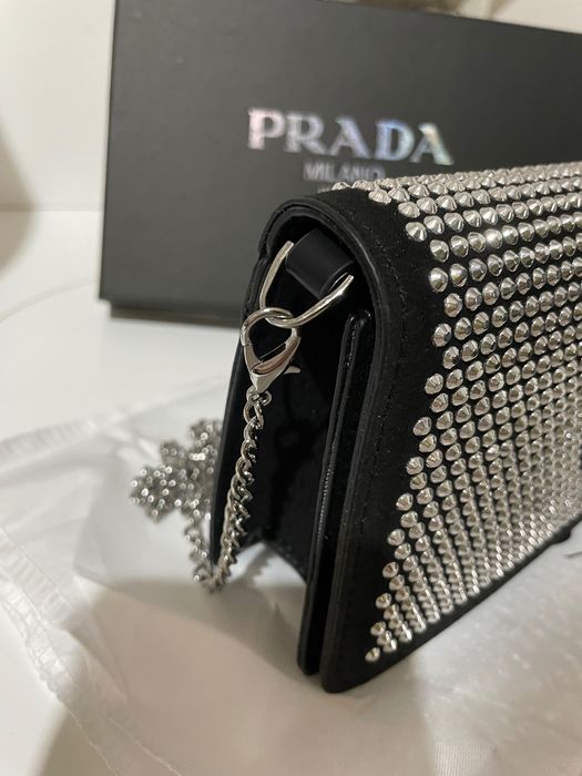 P**R*A*D*A чанта