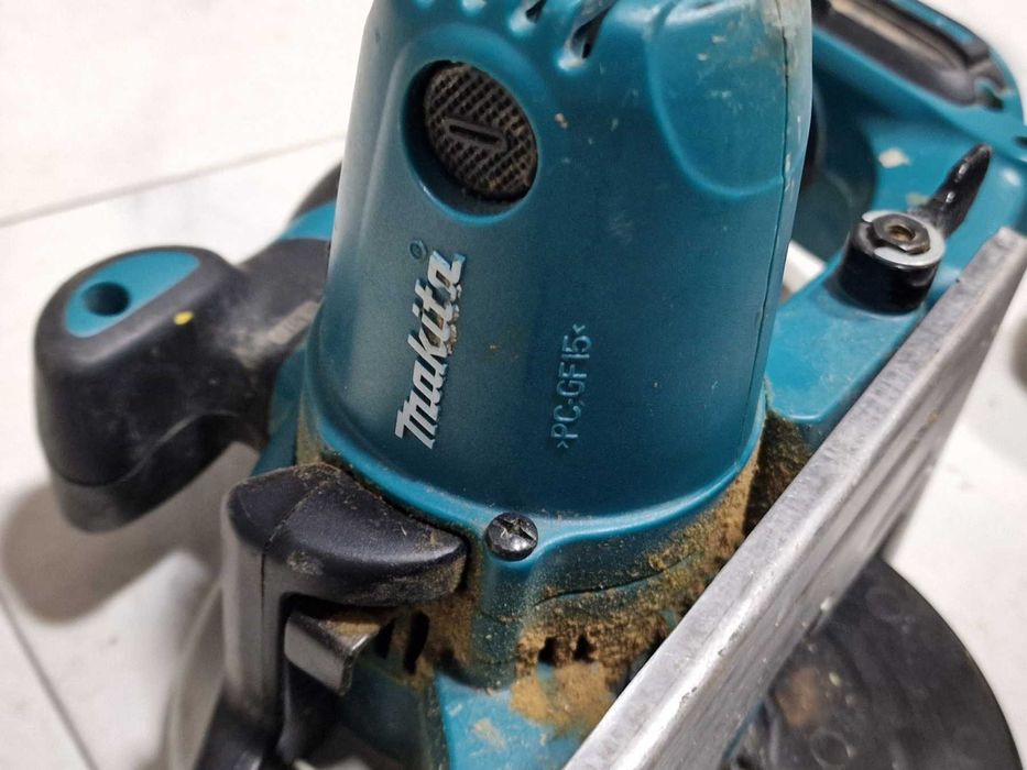 Ръчен акумулаторен циркуляр Makita DSS501 / 18 V, диск 136 мм /