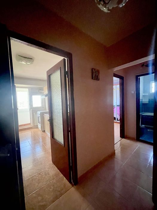 Vând apartament 2 camere decomandate mobilat și utilat Mazepa 1
