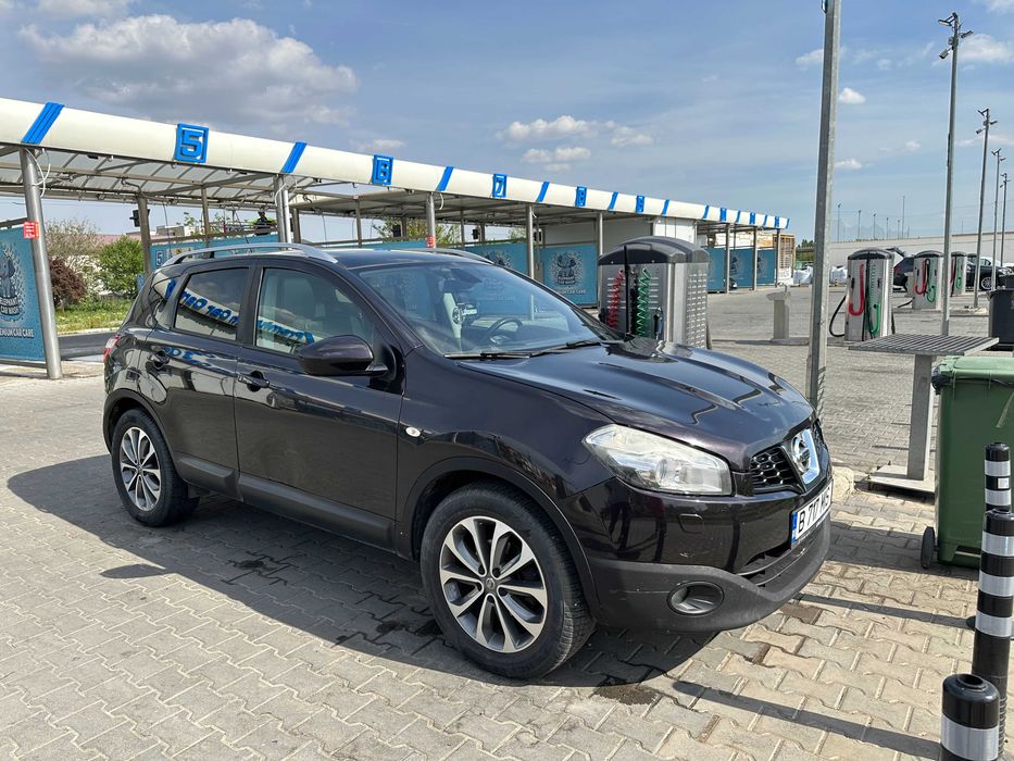 Nissan Qashqai 2.0 diesel automat 2011 panoramic inmatriculat 4X4 SI 4X2