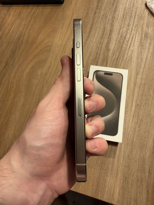Iphone 15 Pro, 128 gb Natural Titanium, neverlocked