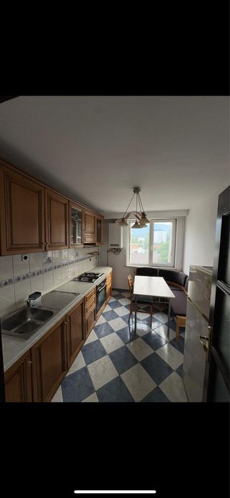 Apartament 3 camere de inchiriat - ultra-central, centru, zona 0, str Petru Rares