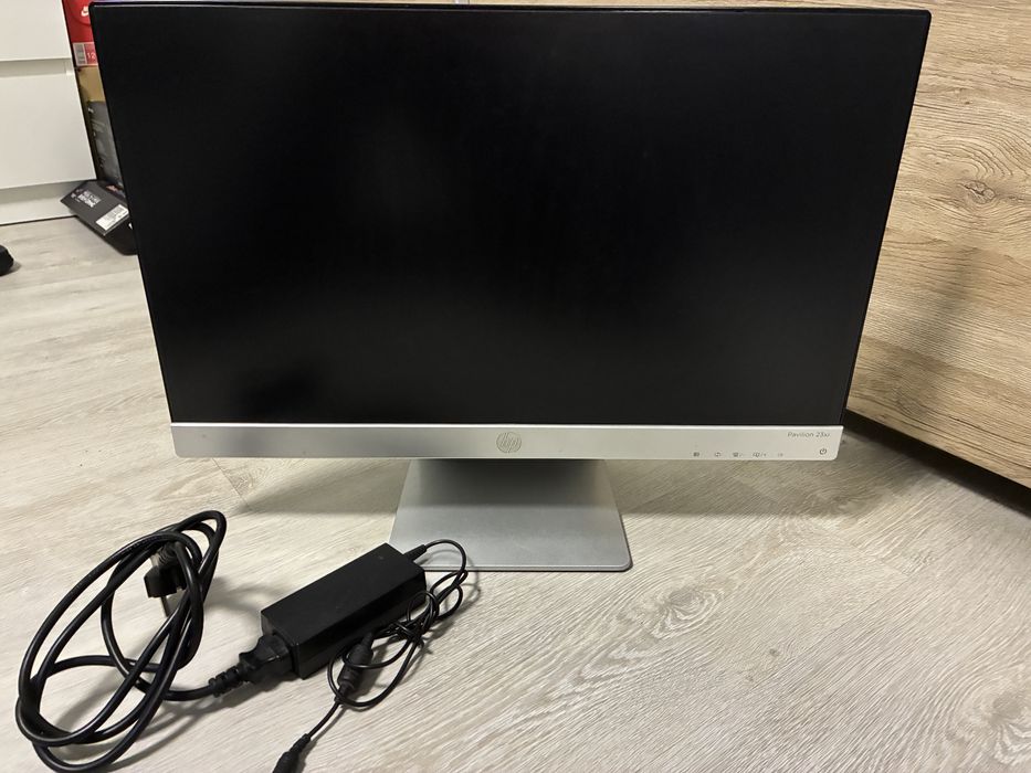 Монитор 23.5 инча - HP Pavilion 23xi