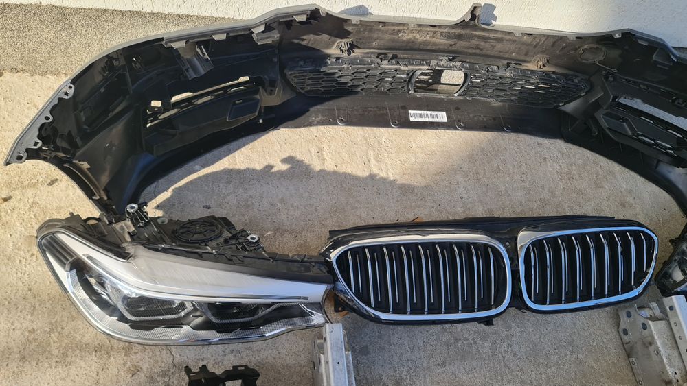 Bara fata M far full led adaptiv armatura grila hota BMW 5 g30 g31