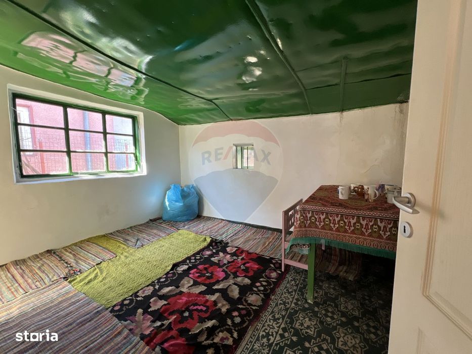 Oferta! Vand casa pe teren mare la pret excelent - Gruiu IF