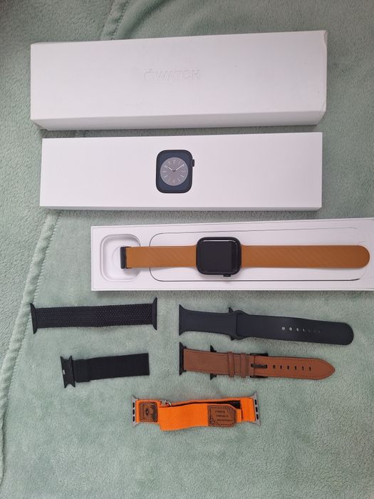 Apple Watch Series 8 45 мм GPS