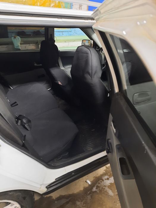 Продам приору универсал