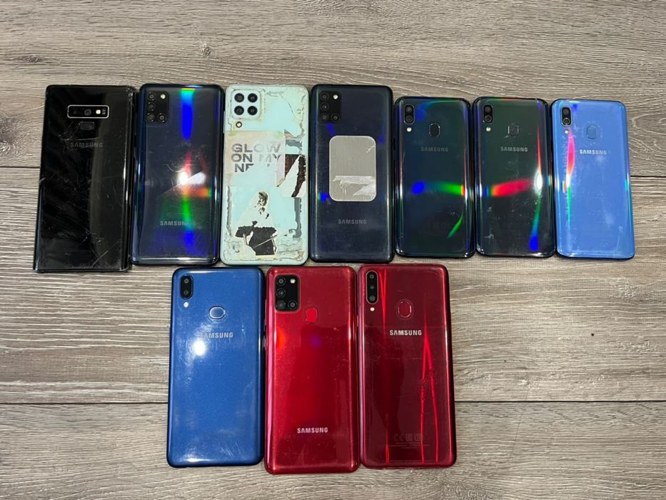 Samsung Телефон / Смартфон