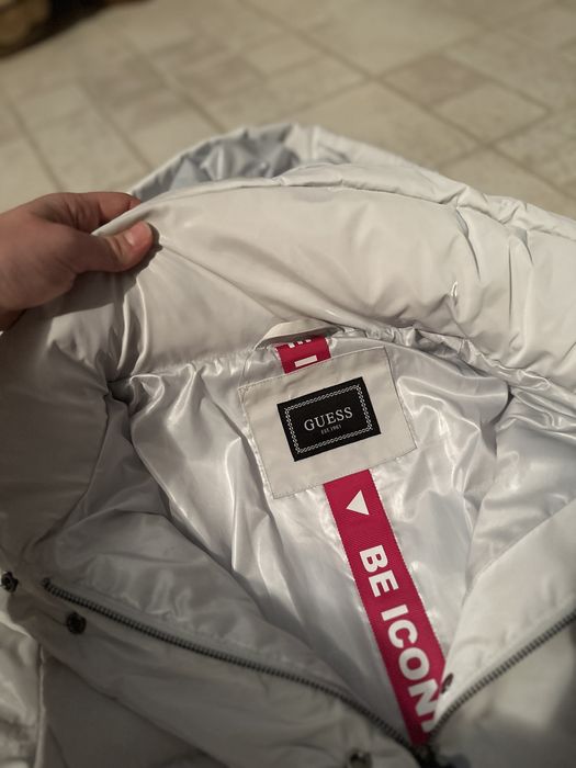 Guess пуховик женский