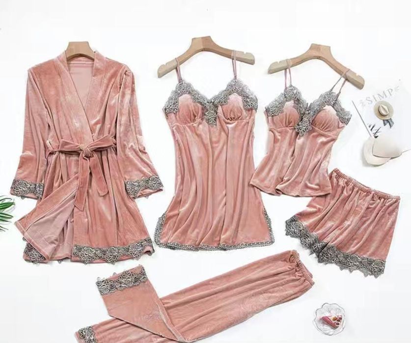 Пижама 5 в 1 пеньюары