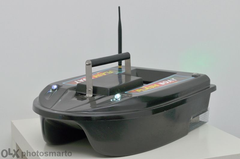 лодка за захранка при риболов, lodka za zahranka