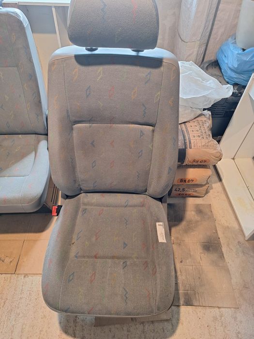 Vând Scaun Șofer Vw Transporter T5