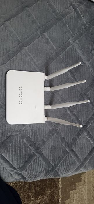 Продаю роутер от Казахтелекома