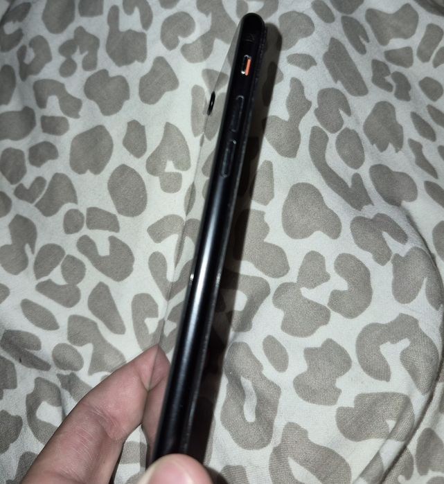 Vand iphone se 2022