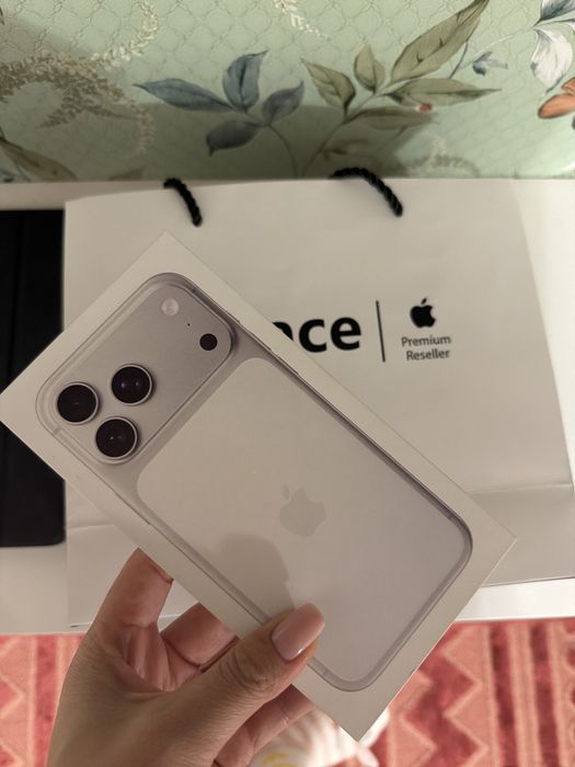 İphone 17 Pro max ,256gb, серый