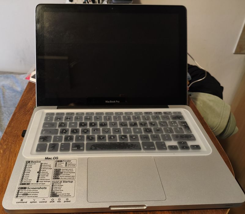 Macbook pro 2011 Early
