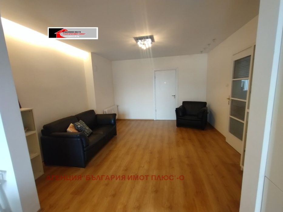 Дава се под наем Тристаен апартамент в София, Оборище - 92 кв.м за 700 € - Снимка #5