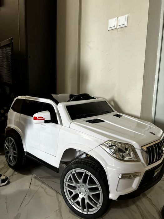 Машинка с пультом