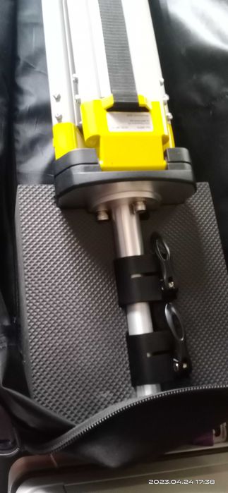 Штатив Leica GST74 для увеличения высоты радио антенны до 5 м