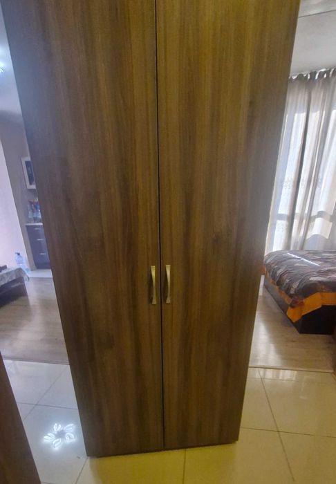 Продава се гардероб