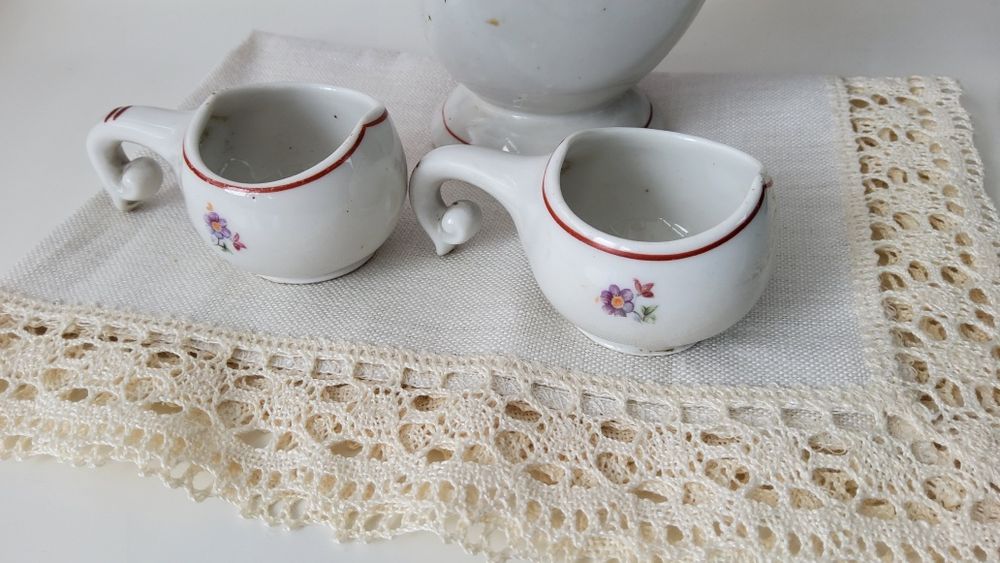 Порцеланови кратунки/ 1955 година