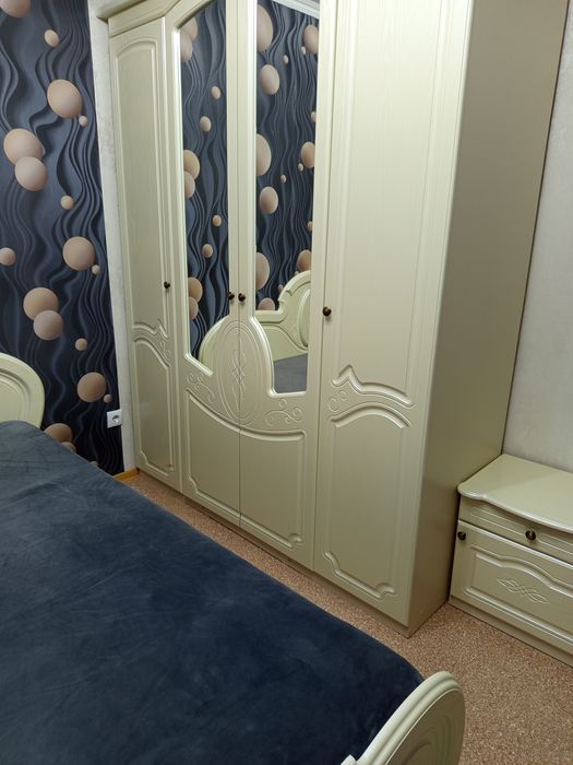 Спальный гарнитур