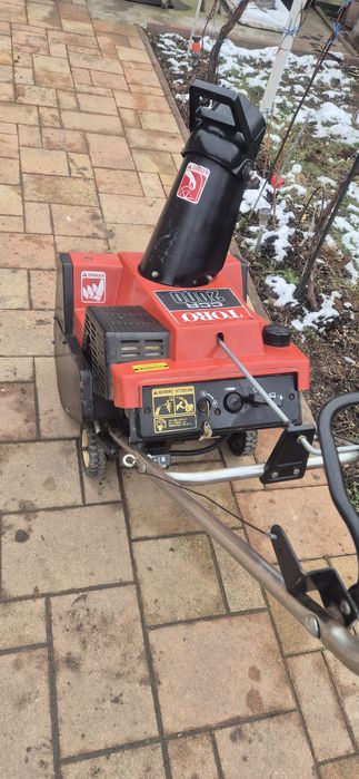 Aparat aruncat zăpadă pe benzină Toro  profesională