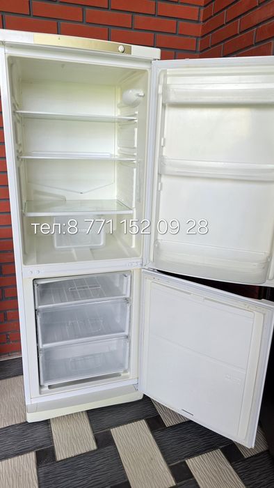 Холодильник Indesit