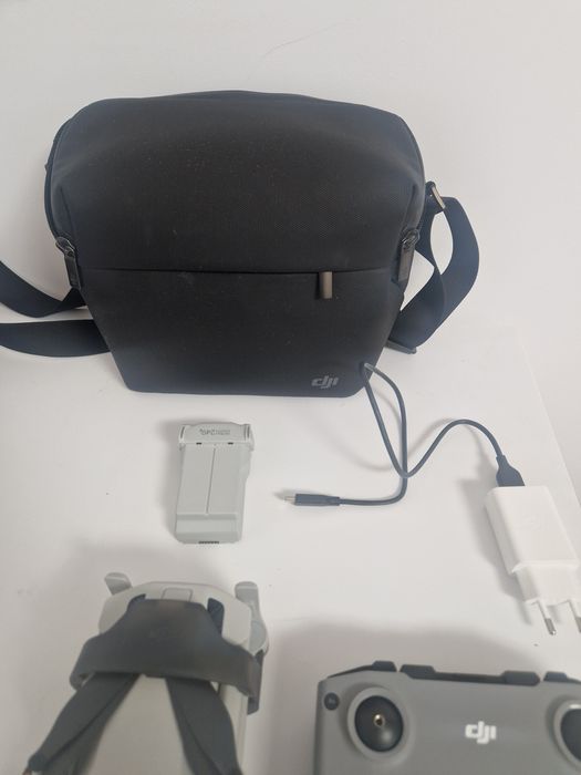 Dji mini 4 pro.aproape noua