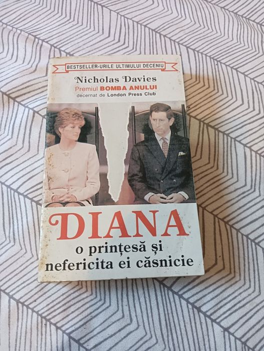 Carte Prințesa Diana