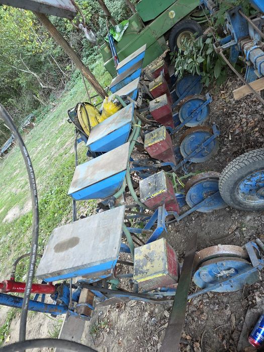 Semanatoare porumb SPC 6, disc și cultivator