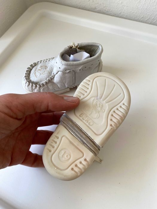 Обувки за прохождане 19 номер