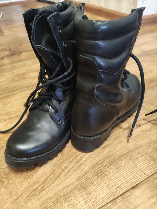 Продам новые берцы