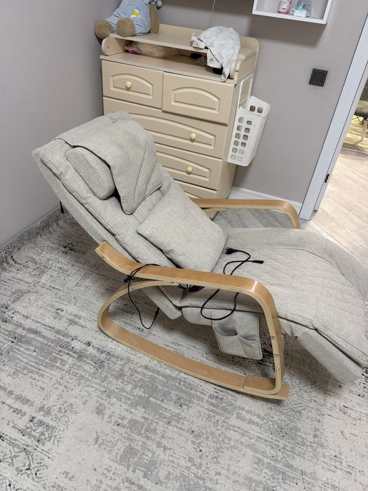 Продам массажное кресло-качалку