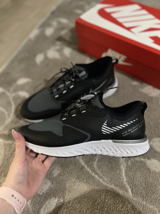 Чисто нови оригинални мъжки маратонки Nike