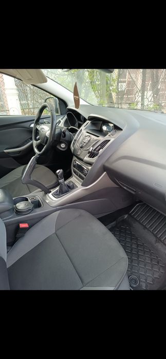 FORD Focus 2013 — imagine 4