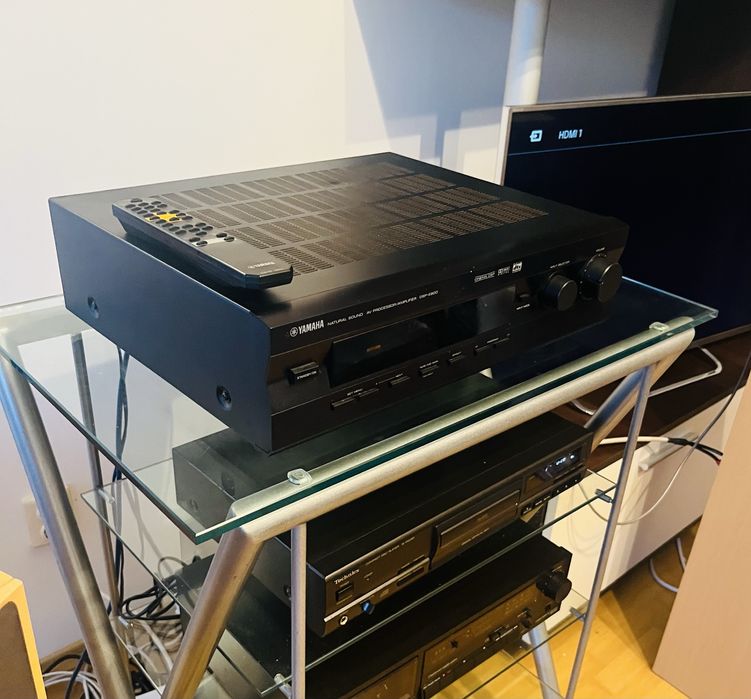 Amplificator si Procesor Yamaha DSP-E800