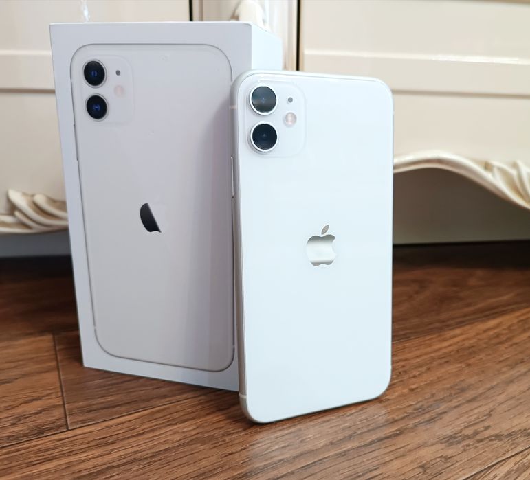 Айфон 11 в отличном состоянии.