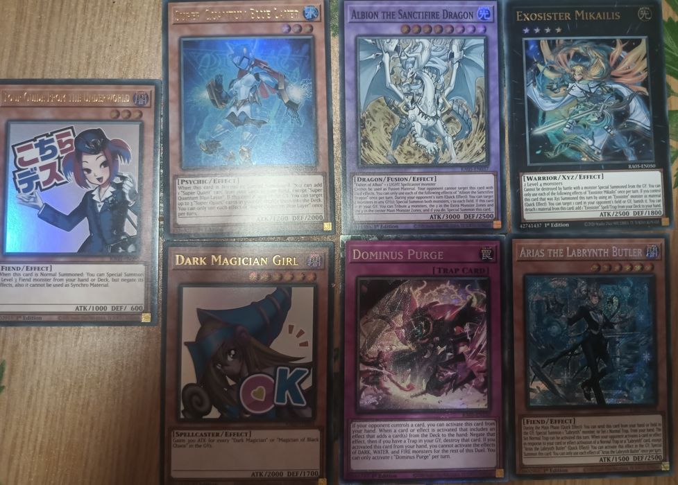 Vând individual cărți de  colectie yu-gi-oh